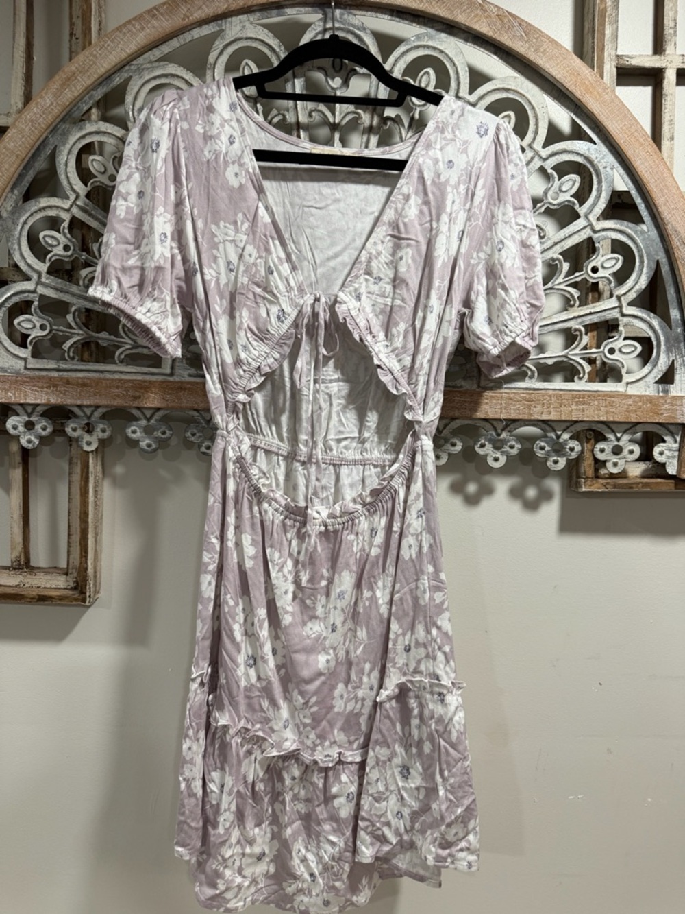 Dress W/cutout